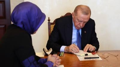 Bakan Erdoan'dan Trk Kzlay'a kurban ba