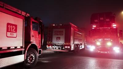 Sancaktepe'de oto galericiler sitesinde yangn