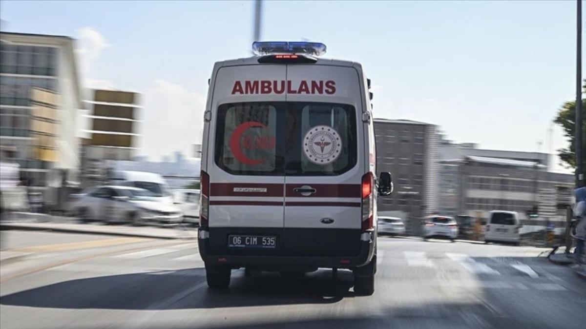 Fatih'teki inaat almas srasnda bir ii kazlan temele dt