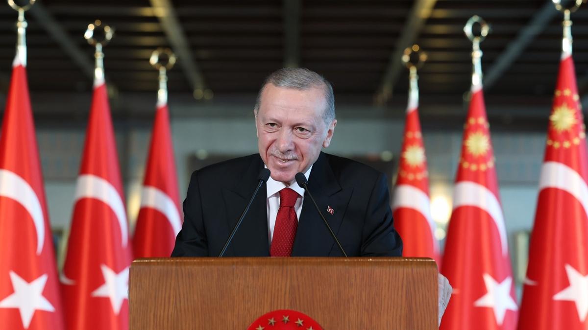 Cumhurbakan Erdoan: Erzurum ekonominin merkezi olacak