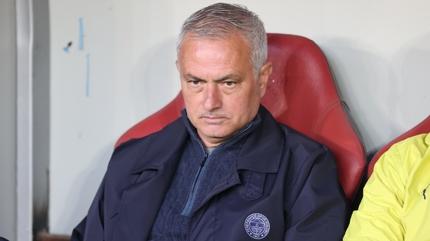 Eski rencisi Jose Mourinho iin konutu: Onun iin atee bile atlardm