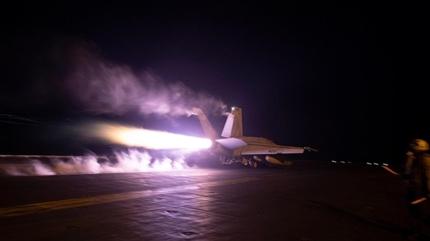 ngiltere ve ABD'den Yemen'e hava saldrs