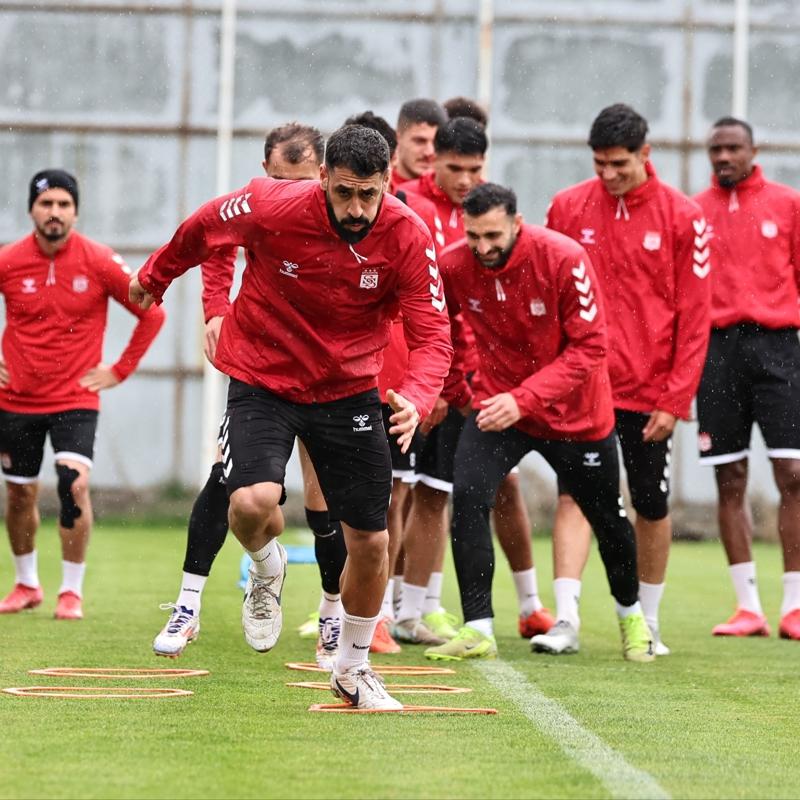 Sivasspor'da Galatasaray ma�� mesaisi tamamland�