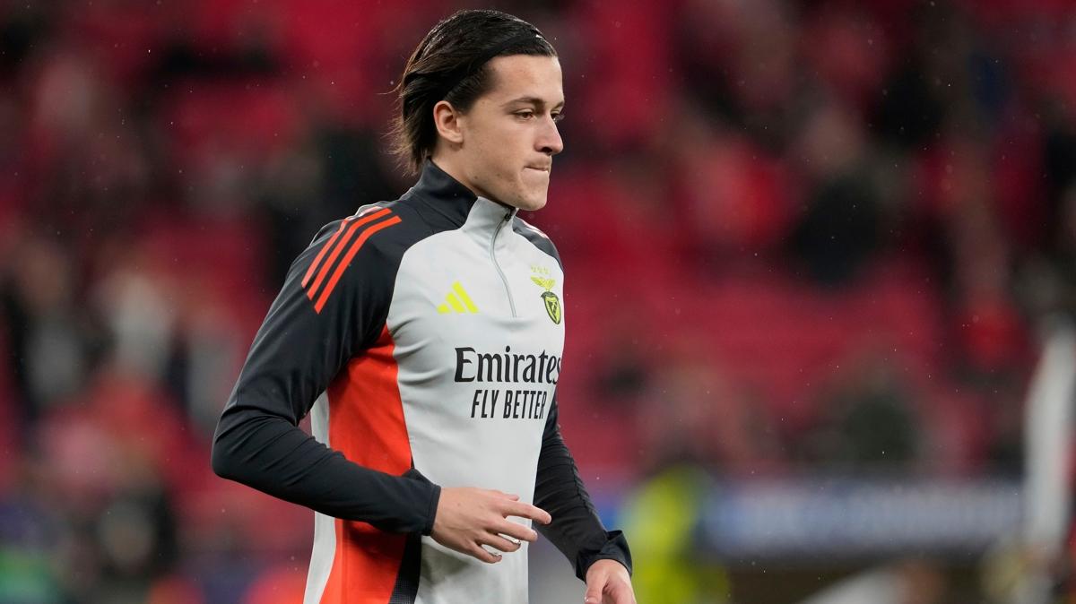Real Madrid, Alvaro Carreras'n peinde