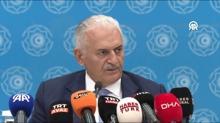 Aksakallar Konseyi KKTC'de topland... Binali Yldrm konuma yapyor
