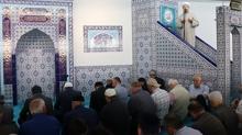 Diyanet leri Bakan Erba, Avusturya'da namaz kldrd: slam' temsil mesuliyetimiz var