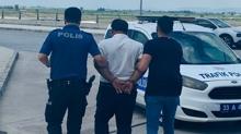 Interpol tarafndan aranyordu! Pasaport kontrolnde yakaland