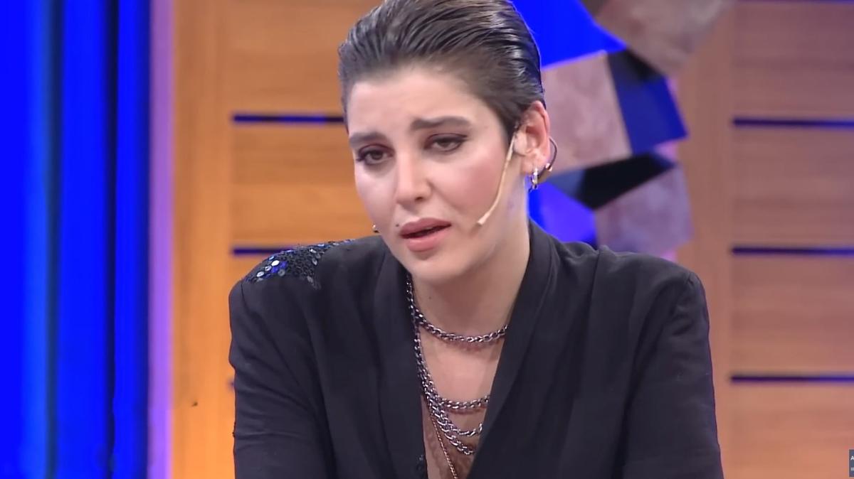 Eski manken faciay yaad! Elleri ve ayaklar yand