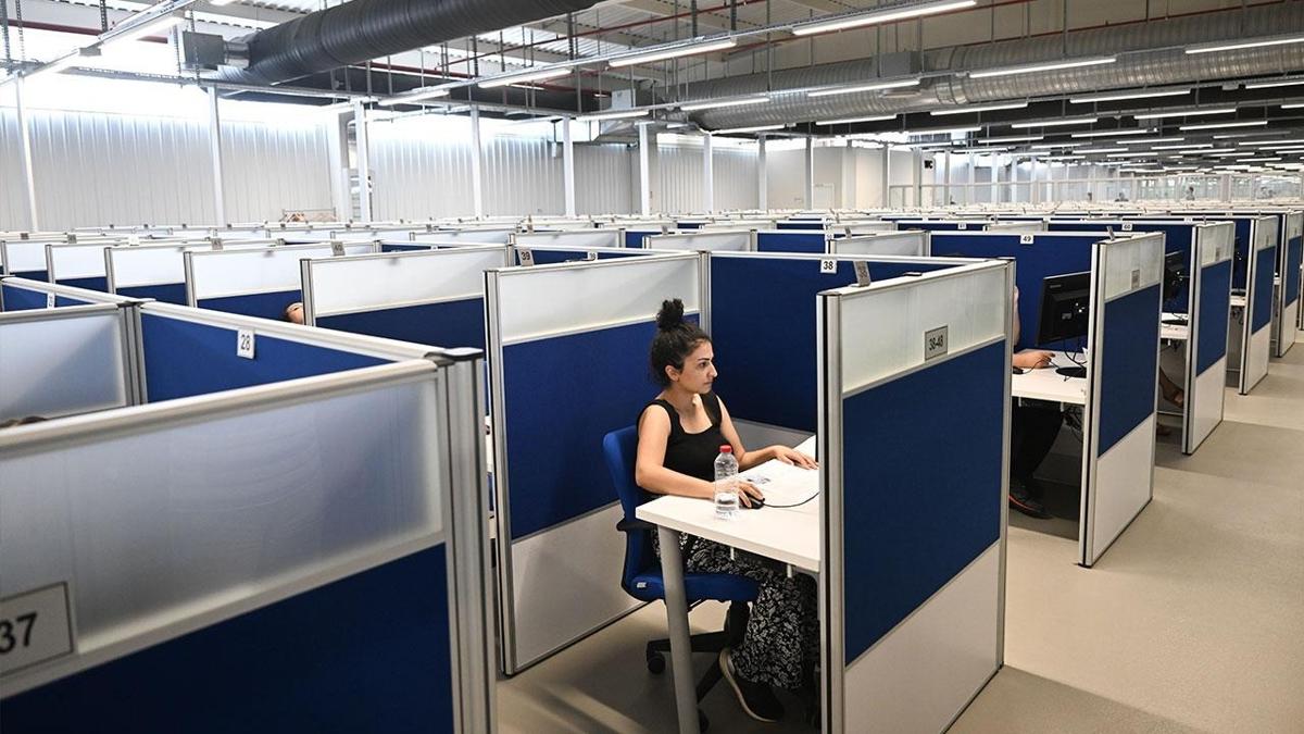 renciler bugn e-YDS'de ter dkecek