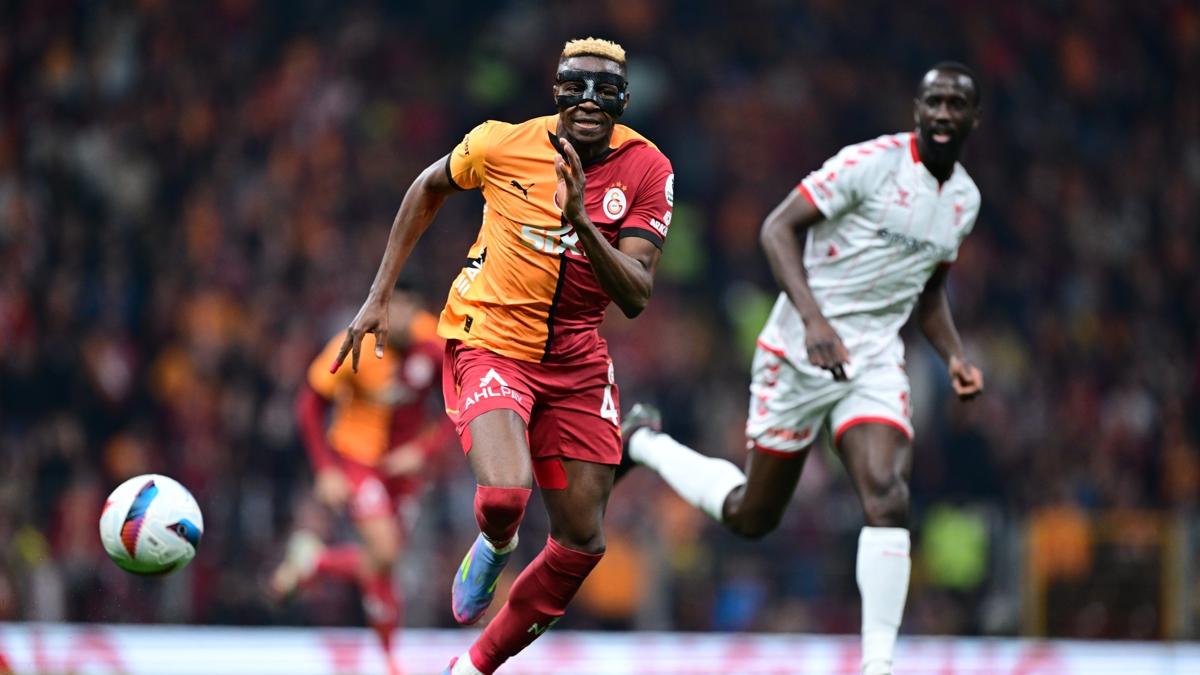 Victor Osimhen: ok byk bir kulpte oynuyorum