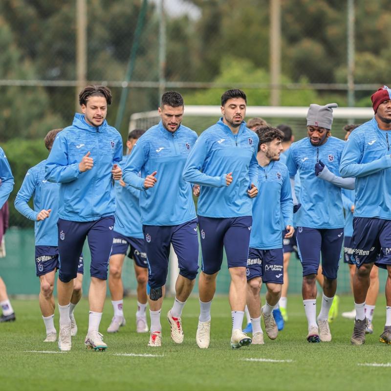 Trabzonspor'da Kasmpaa mesaisi hz kesmeden srd