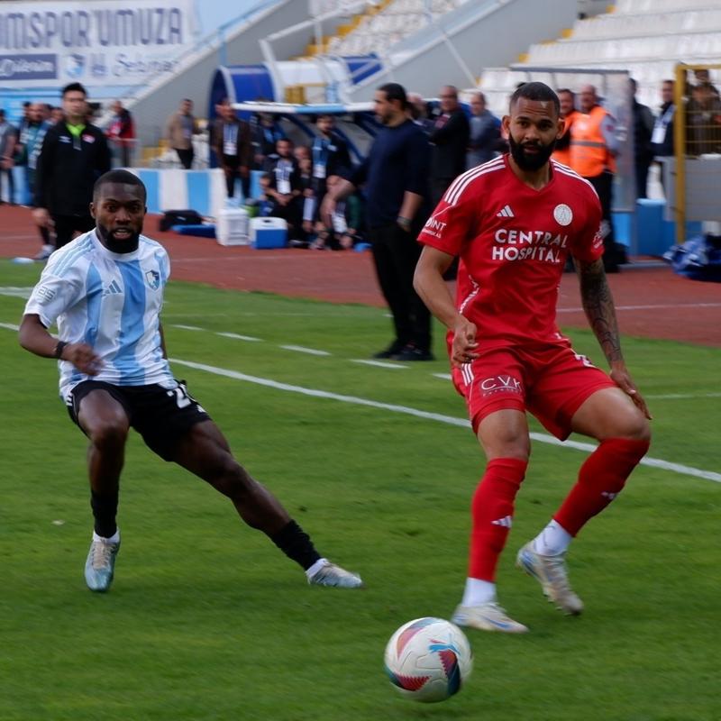 Erzurumspor, mraniyespor karsnda 2 golle kazand