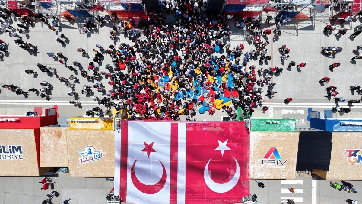 Bakan Kacr: KKTC'de Milli Teknoloji Hamlesi rzgar estirdik