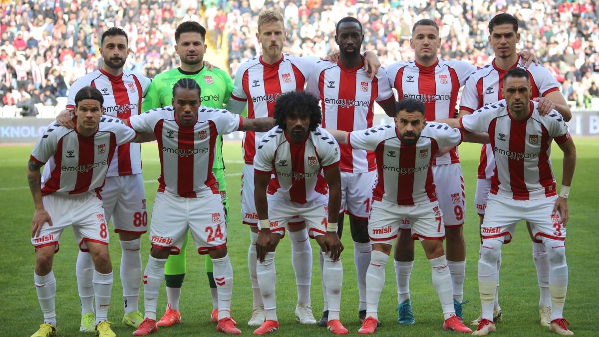 Sivasspor'un deplasman galibiyeti hasreti sryor
