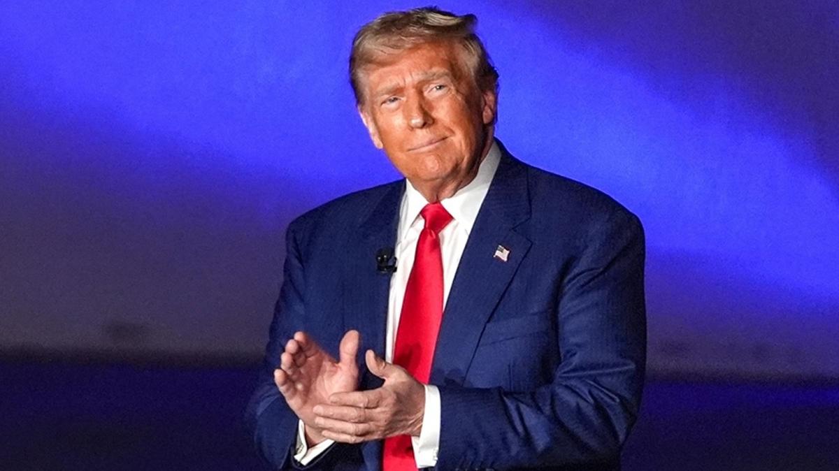 Trump, Beyaz Saray'n sosyal medya paylamnda yldz savas olarak resmedildi