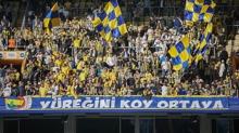 Kadky'de Fenerbahe taraftarndan tepki! ''Ynetim istifa''