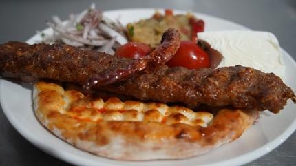 Trakya'da yeni keif: Edirne kebab! Yiyen ne kfte ne kebap diyor...