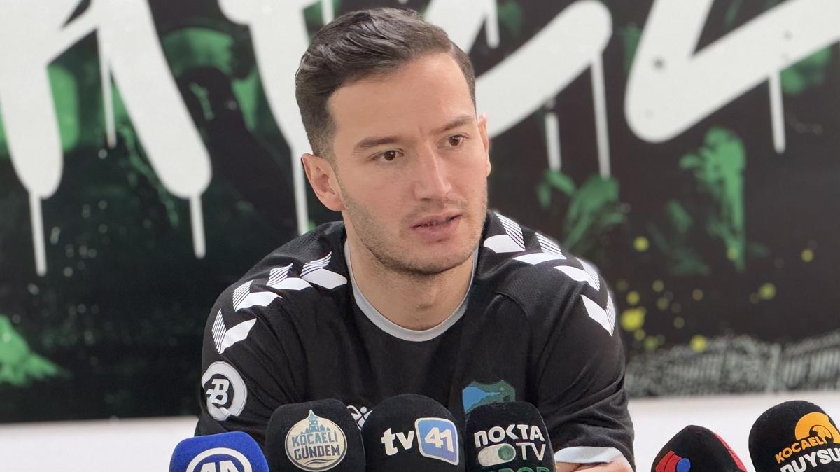 Oulcan alayan taraftardan zr diledi