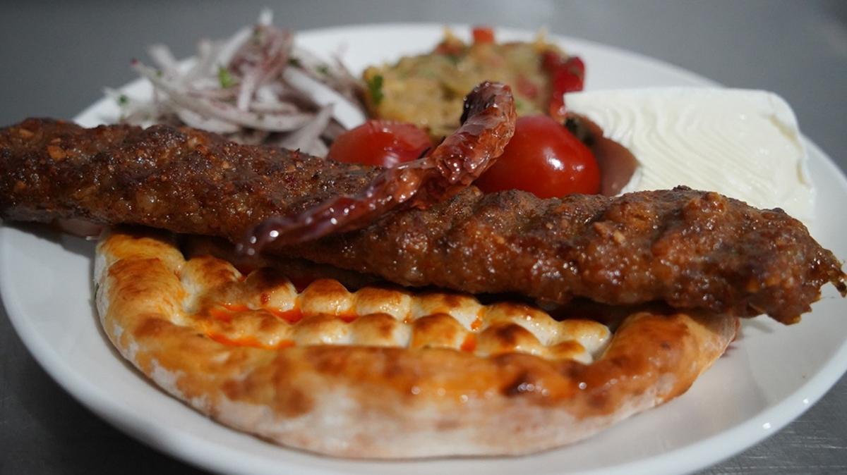 Trakya'da yeni keif: Edirne kebab! Yiyen ne kfte ne kebap diyor...