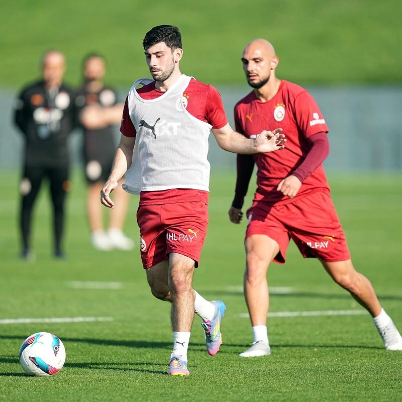 Galatasaray, Trabzonspor derbisine hazrlanyor