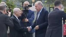 4 ay sonra ilk grme: Bakan Erdoan'dan Baheli'ye evinde ziyaret