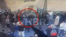Provokatr ile alg oluturan yan yana! CHP'li Tanrkulu ile tokalam