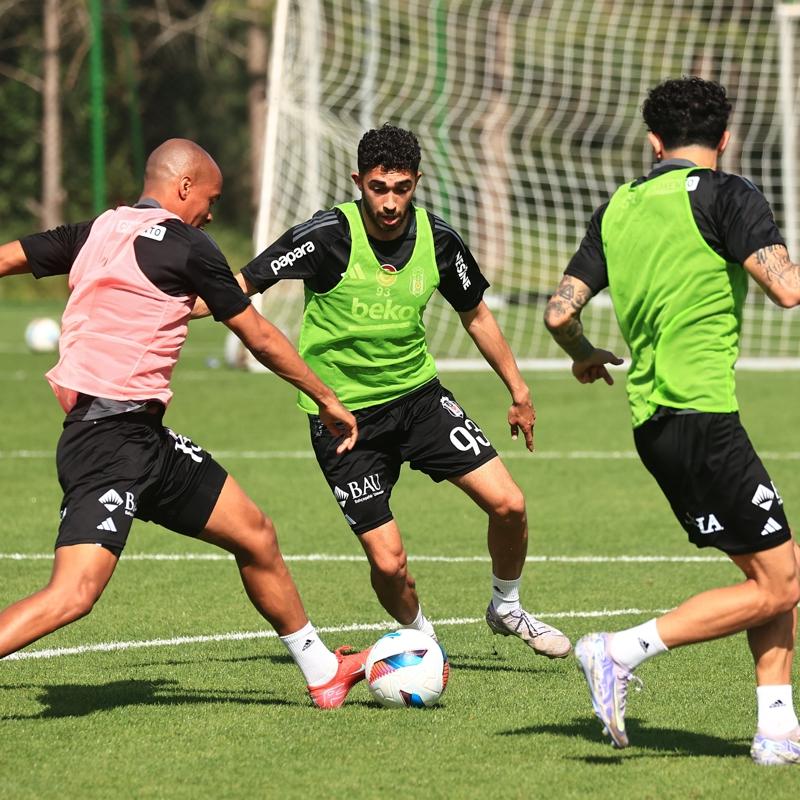 Be�ikta�'ta Adana Demirspor ma�� mesaisi ba�lad�