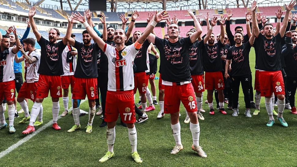 Ve efsane geri dnd! Eskiehirspor kllerinden dodu