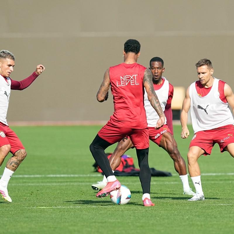 Galatasaray, Trabzonspor ma ncesi almalarna devam etti