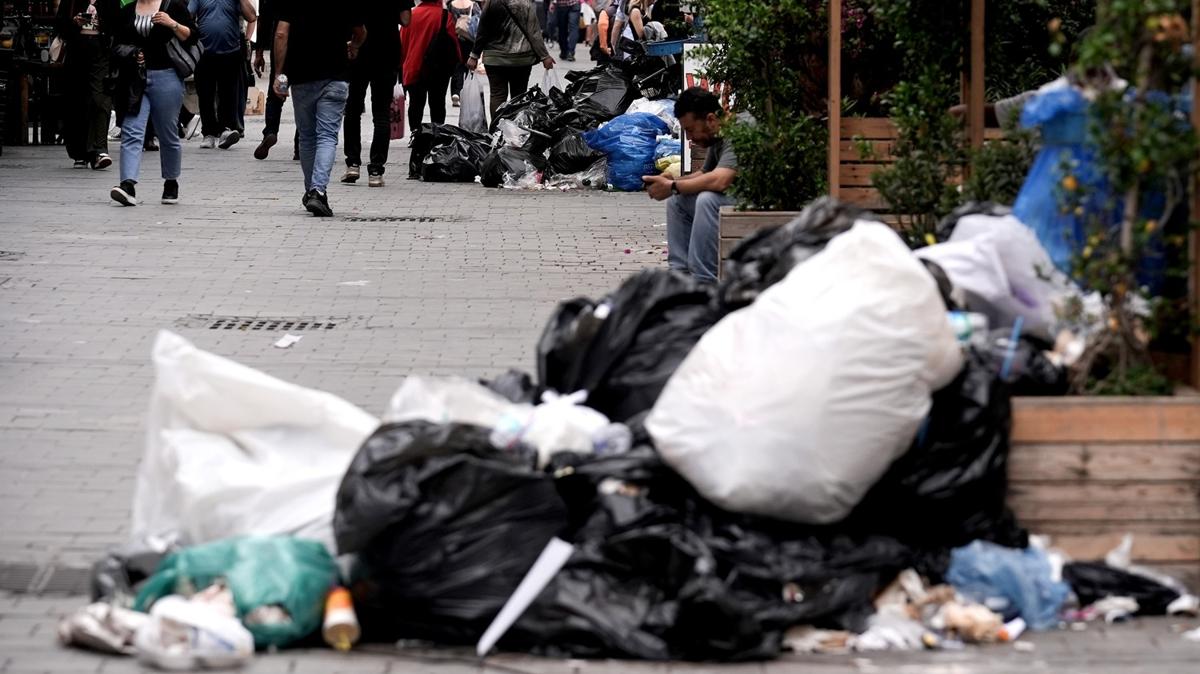 CHP'li belediyede grev krizi... Sokaklarda p dalar olutu