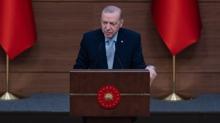 Genel merkezde kahvalt... Bakan Erdoan milletvekilleriyle bir araya geldi