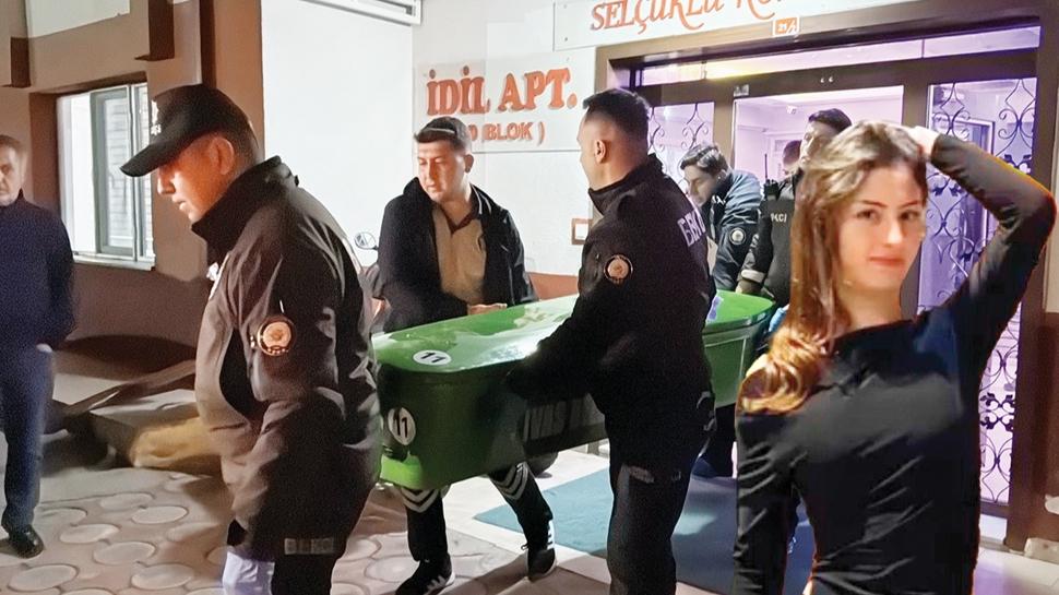 Kardeler vahice katledildi
