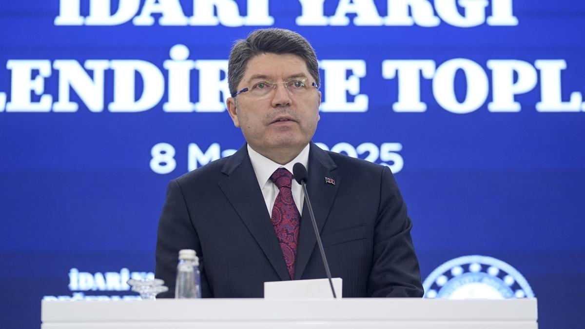Trkiye'ye ABD merkezli alg operasyonu... Bakan Tun'tan zor soru: Kimlerle anket yaptnz"