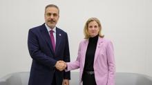 Bakan Fidan, Avusturyal mevkida Meinl-Reisinger ile grt