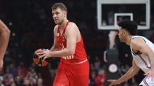 EuroLeague'de play-off'larn MVP'si Sasha Vezenkov!