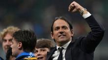Simone Inzaghi, Inter ile 2027'ye kadar szleme uzatyor