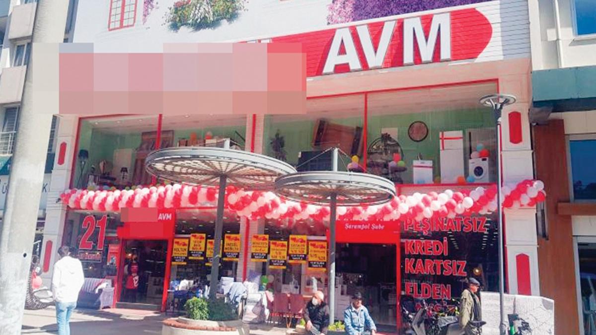 akma AVM'lere tabela yasa