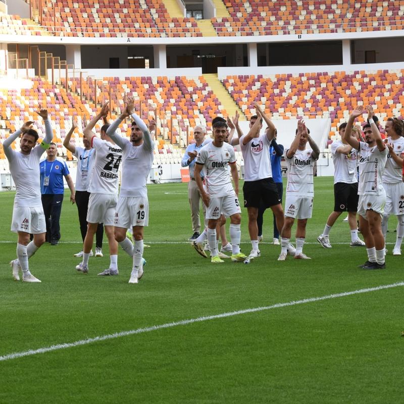 Gen�lik ve Spor Bakan� Osman A�k�n Bak'tan Gen�lerbirli�i'ne tebrik