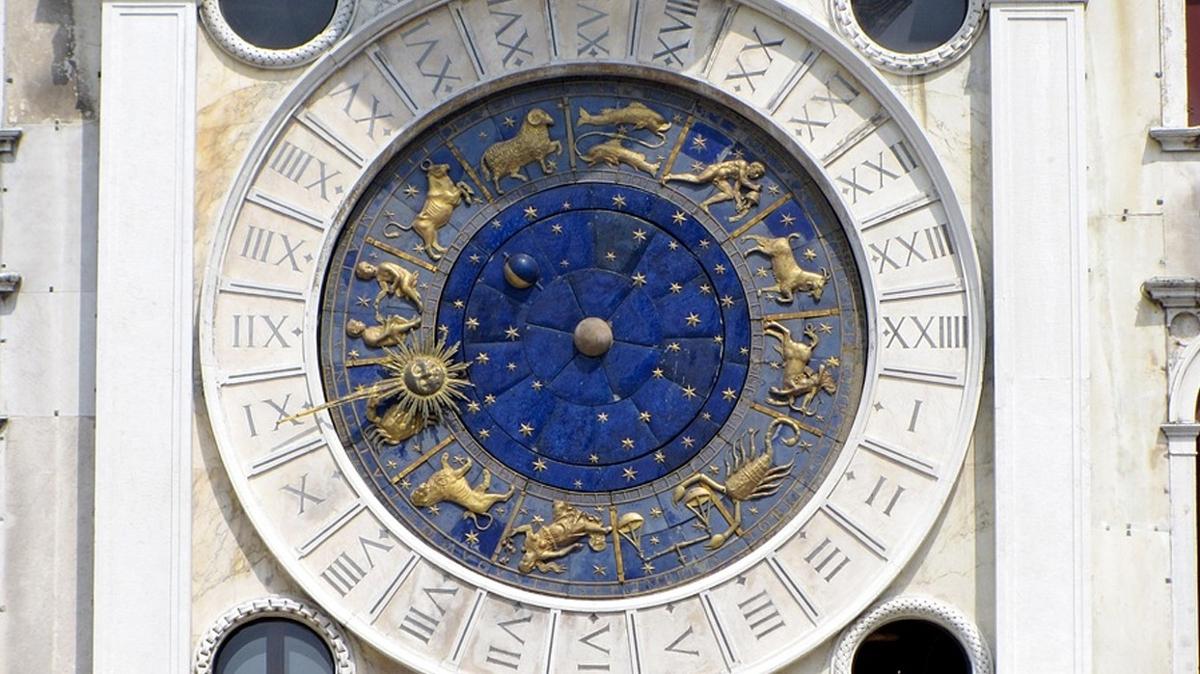 11 Mays bur yorumlar: kizlerde para ansl, Boa burcu iin yeni balang