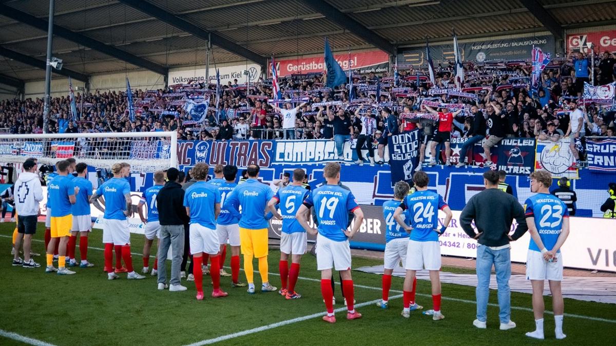 Holstein Kiel, Bundesliga'ya veda etti