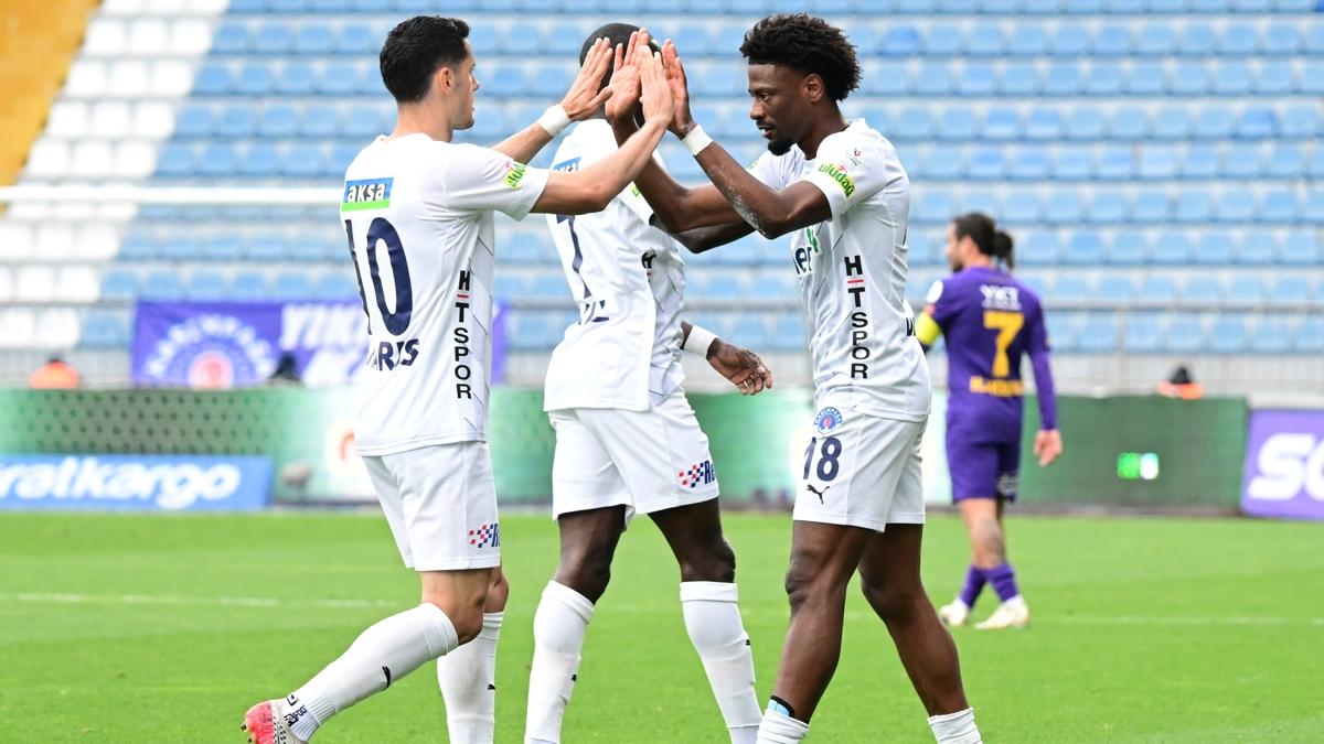 Kasmpaa'dan Eypspor karsnda 3 goll galibiyet