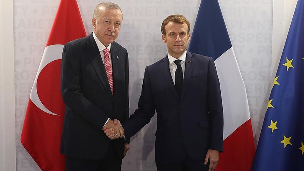 Bakan Erdoan'dan Macron'a net mesaj: Bara Trkiye ev sahiplii yapar   
