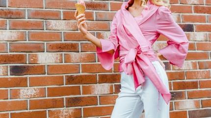 Beli incecik gsteriyor! En popler gmlek balama yntemleri