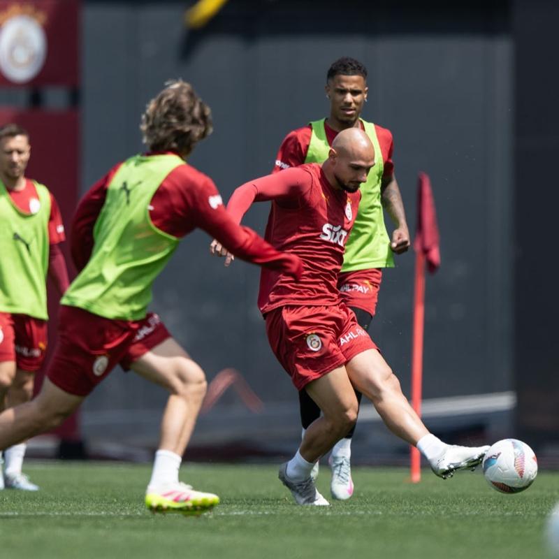 Galatasaray'da Trabzonspor mesaisi sryor