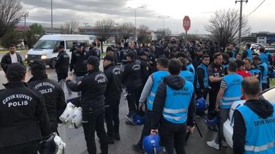 Sivasspor'da taraftarlar takm protesto etti