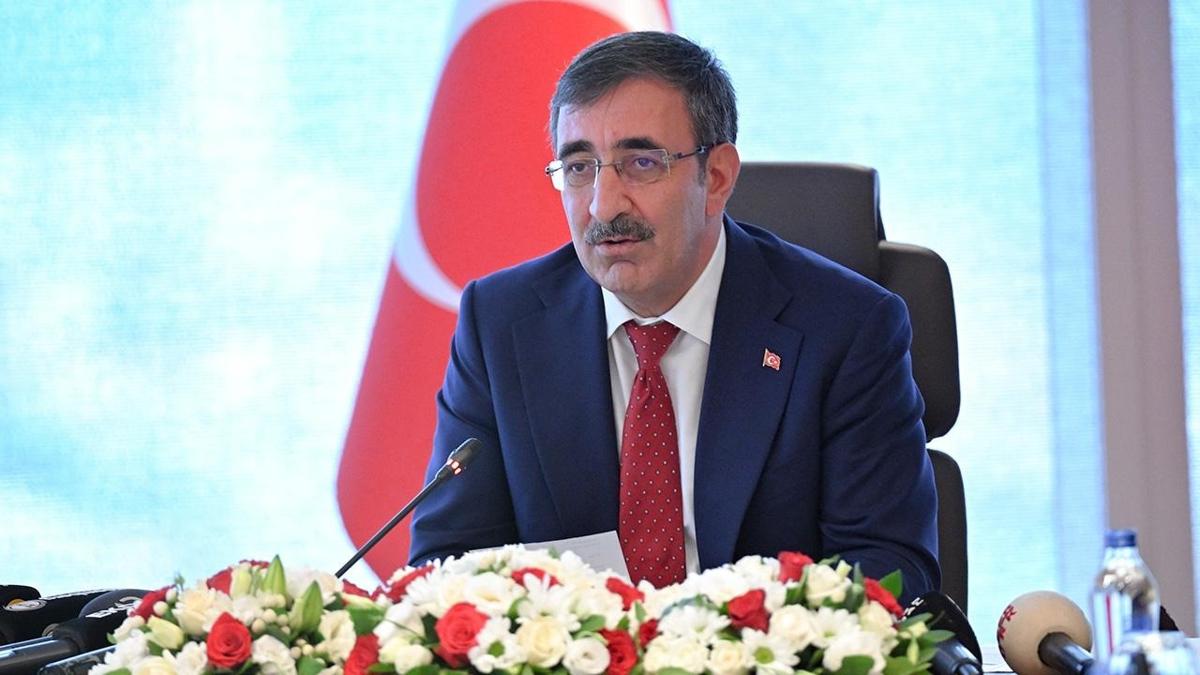 Cevdet Ylmaz'dan terrsz Trkiye mesaj: Poplist sylemlere kurban edilmemelidir