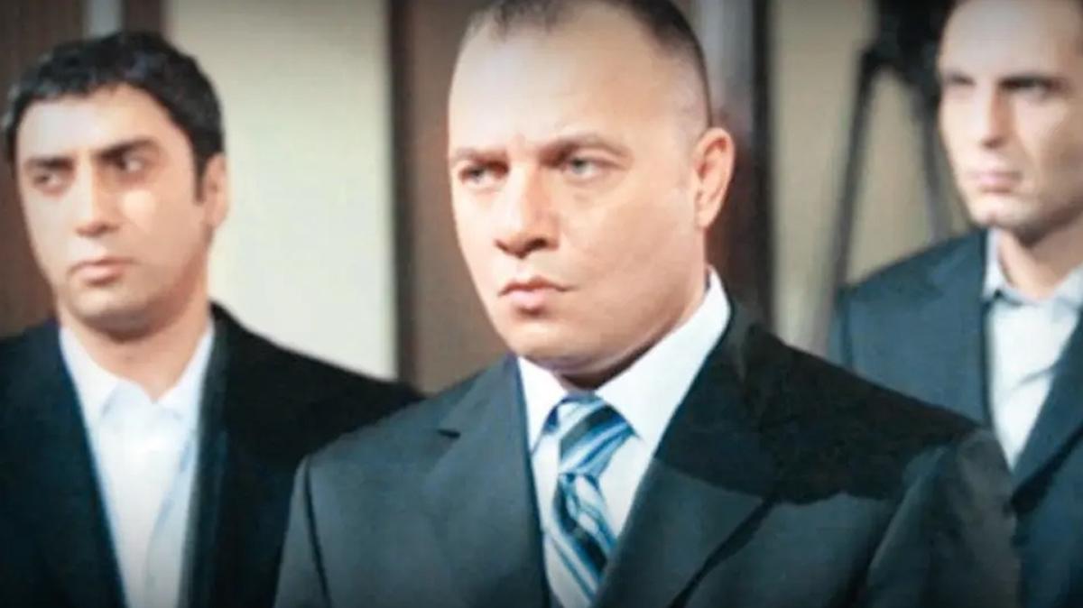 Kurtlar Vadisi'nin efsane ismi... Kt haberi duyurup dua istedi!