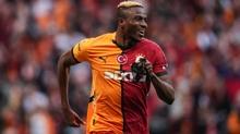 Galatasaray'da Victor Osimhen lgnl! Sosyal medyada yer yerinden oynad
