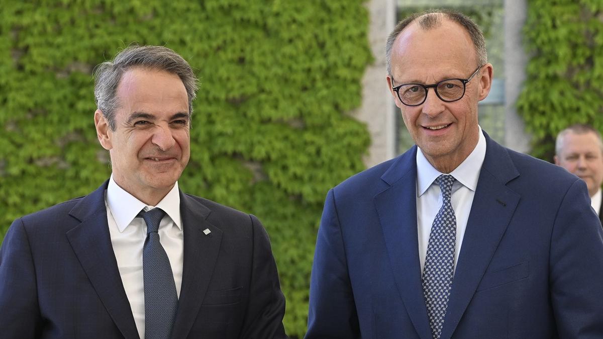 Miotakis ile yapt toplantda syledi: Trkiye'ye gitmesini memnuniyetle karlyoruz