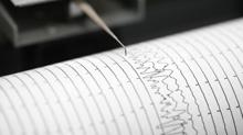 Ege'de gece yars korkutan deprem